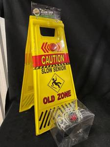 lot 210 image: Senior Moments Light-Up Floor Sign Old Zone & 50th Birthday Crown Accessory