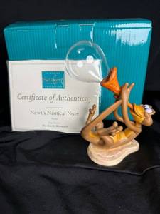 lot 224 image: Walt Disney Classics Collection The Little Mermaid Newts Nautical Note Figurine