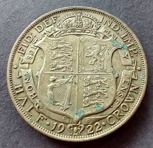 lot 43 image: 1922 United Kingdom Silver Half Crown