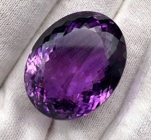 lot 15 image: Massive 87.90 Carats Natural Amethyst (Oval Fancy Cut) VIDEO