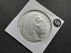 lot 131 image: BU One Ounce .999 Silver Buffalo Round
