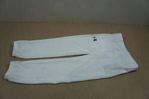 lot 31 image: Under Armor Youth Baseball Pants - Size 6