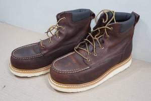 lot 55 image: Irish Setter Ashby Mens 6 Work Boots Style 83605 - Size 11