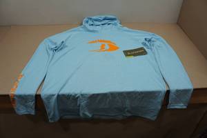 lot 81 image: Blackfish Angler UPFCooling Hooded Long Sleeve - Medium