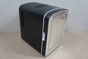 lot 143 image: Portable Mirrored Front Mini Beauty Fridge with Light