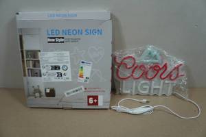lot 186 image: LED Coors Light Bar Sign
