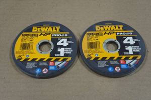 lot 266 image: 2 DeWalt 5-Packs Metal Cut Off Discs