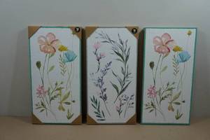 lot 303 image: Set of 3 Floral Wall Art