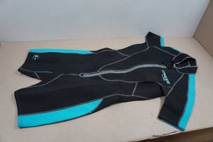 lot 331 image: Cressi Lido Womens 2mm Wetsuit - S2 Teal