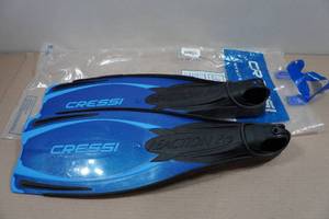 lot 338 image: Cressi Reaction Pro Adult Snorkel Fins - 3.54, 3637