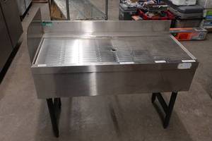 lot 20 image: Stainless Steel Underbar Drainboard