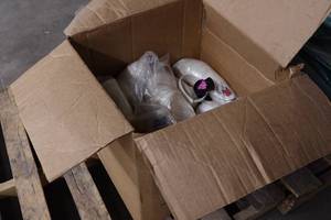 lot 75 image: Box of Novelty Kids Cups with Lids and Straws