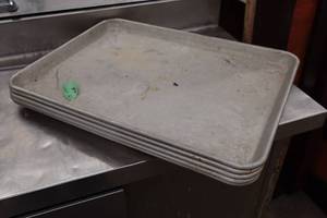 lot 60C image: 5 Commercial Baking Sheets - 17.5x13