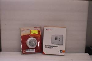 lot 30 image: Non Programmable Thermostats
