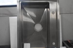 lot 42 image: Utility Sink