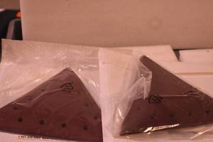 lot 62 image: 2 packs WEN 6377SP120 Drywall Sander 120-Grit Hook and Loop 11-14 Inch Triangle Sandpaper, 10-Pack