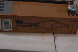 lot 75 image: WEN MB500 Heavy Duty 500-Pound Capacity Universal Mobile Base for Tools and Machines
