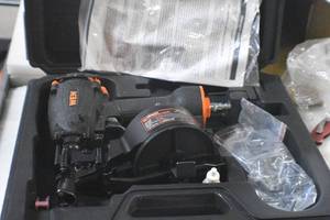 lot 84 image: WEN 61783 34-Inch to 1-34-Inch Pneumatic Coil Roofing Nailer