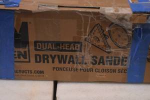 lot 89 image: WEN DW5084 5-Amp 2-in-1 Variable Speed Dual-Head Drywall Sander with 15-Foot Dust Hose