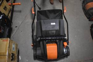 lot 103 image: WEN DT1516 16-Inch 15-Amp 2-in-1 Electric Dethatcher and Scarifier with Collection Bag