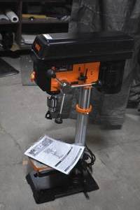 WEN 4214T 5-Amp 12-Inch Variable Speed Cast Iron Benchtop Drill Press with Laser and Work Light