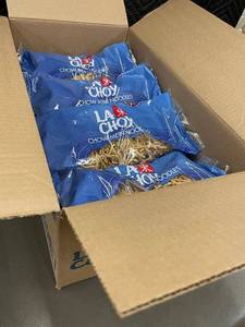 lot 7 image: FL 1 - La Choy Chow Mein Noodles - 1212 oz Bags Bulk Box (12 Bags)