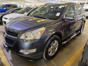 lot 10 image: 2012 Chevrolet Traverse 2LT AWD