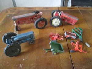 lot 157 image: Antique metal Hubley Jr and Tru-Sca...