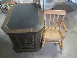 lot 170 image: Vintage wood childrens rocking cha...