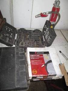 lot 211 image: Ansul fire extinguisher, Hydraulic ...