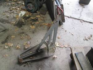 lot 234 image: Vintage metal automotive tire bead ...