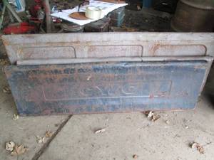 lot 237 image: Vintage GMC tailgate...