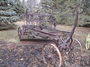 All metal construction Antique Hors...