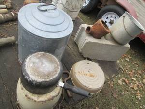 lot 46 image: Tin and other metals cookware...