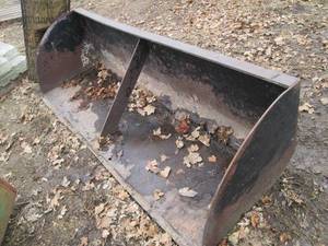 Large metal tractor or Skid steer b...