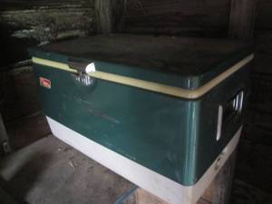 lot 81 image: Vintage Coleman cooler...