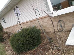 lot 93 image: Total of 5 shepherds hooks and a wi...