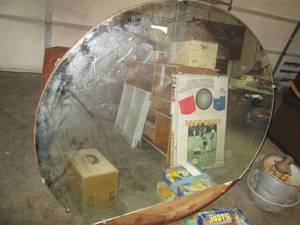 lot 117 image: 4 Round dresser mirror...