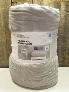 lot 17 image: TwinTwin Extra Long Corduroy Plaid Comforter Navy Blue - Room Essentials