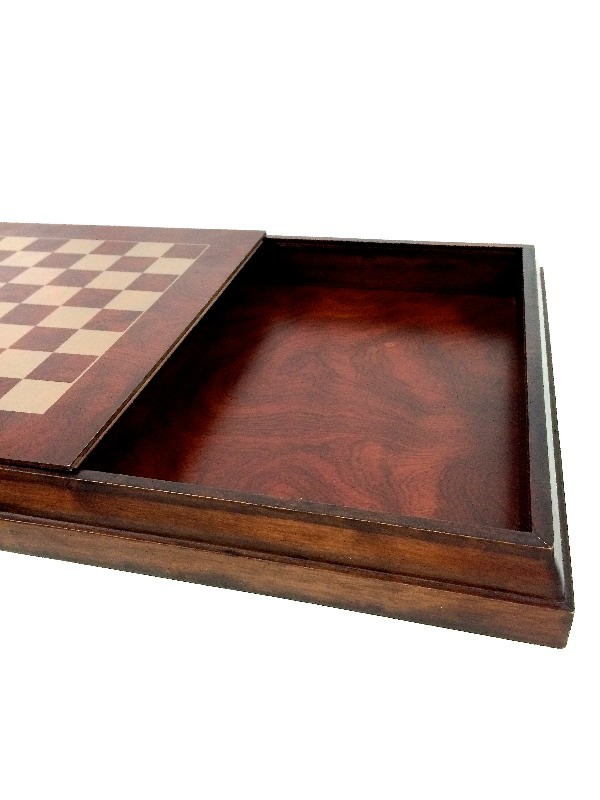 lot 25 image: Brand New Wooden Chess Set with interior storage for all the pieces