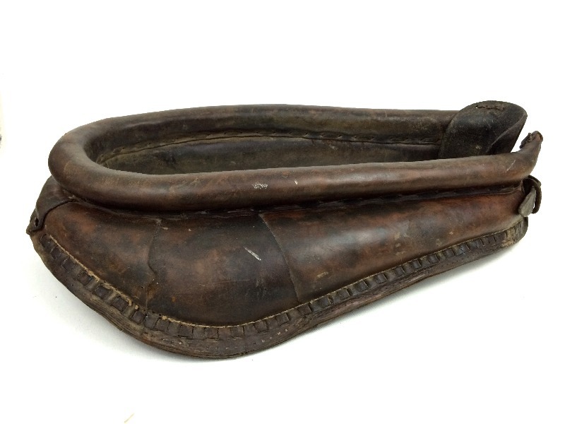 lot 30 image: Horse Collar Rustic Farm Antique