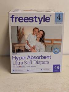 lot 3 image: NEW FREESTYLE HYPER ABSORBENT ULTRA SOFT DIAPERS SIZE 4