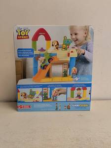 NEW FISHER PRICE DISNEY PIXAR TOY STORY LITTLE PEOPLE TOY ANDY’S ROOM