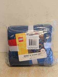 lot 13 image: NEW LEGO QUILT & SHAM SET SIZE TWIN  FULL