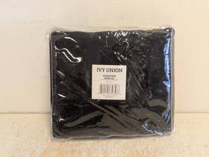 lot 20 image: NEW IVY UNION MICROFIBER SHEET SET TWIN XL BLACK