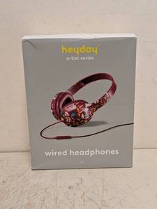 lot 124 image: NEW HAYDAY ARTIST SERIES WIRED HEADPHONES FLORAL