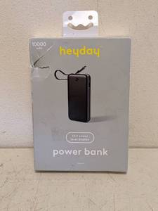 lot 140 image: NEW HAYDAY LED POWER LEVEL DISPLAY POWER BANK