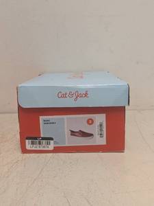 lot 205 image: NEW CAT & JACK YOUTH RUNE SNEAKERS SIZE 3 BROWN