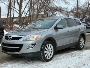 lot 8 image: 2010 Mazda CX-9 Grand Touring 2 Owner  No Accidents Reported  All Wheel Drive (NO RESERVE)