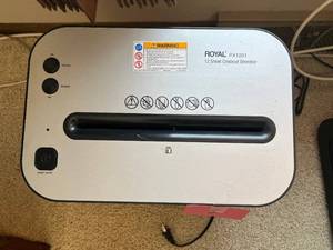 Royal PX1201 - 12 Sheet Crosscut Shredder
